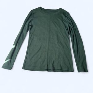 Green long sleeve top